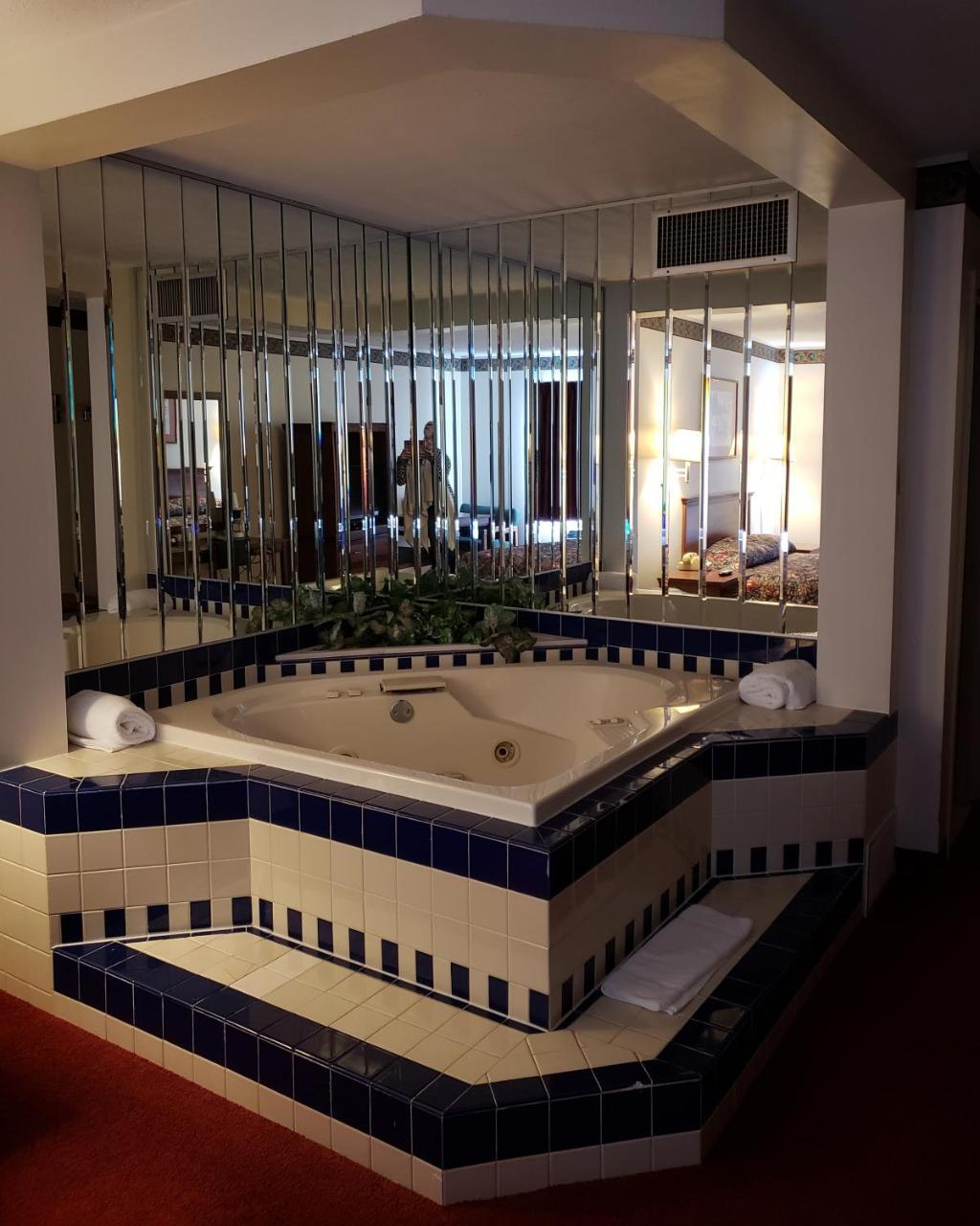 Cadillac Sands Resort Esterno foto